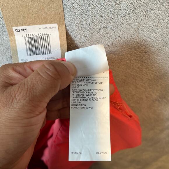 Nike Women's Essential U-Back One-Piece Swimsuit Size XXL New - Picture 4 of 7